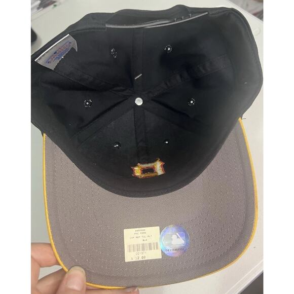 Vintage Pittsburgh Pirates Hat Genuine Merchandise Signed Manager Jim Leyland - Picture 4 of 7